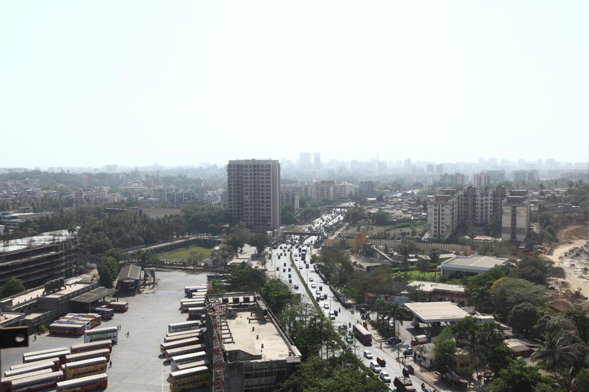 Lalco Residency Hotell Mumbai Exteriör bild
