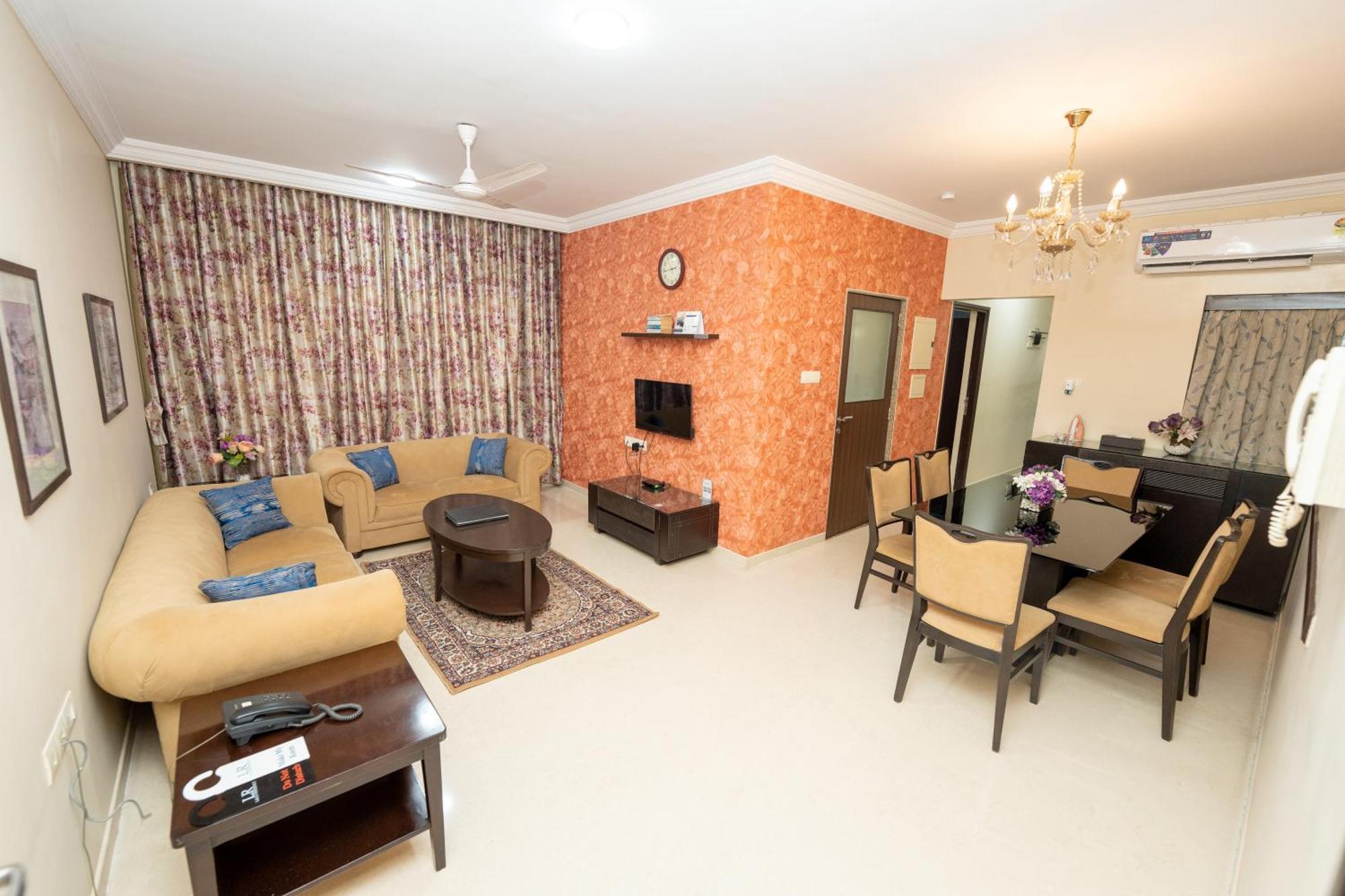 Lalco Residency Hotell Mumbai Exteriör bild