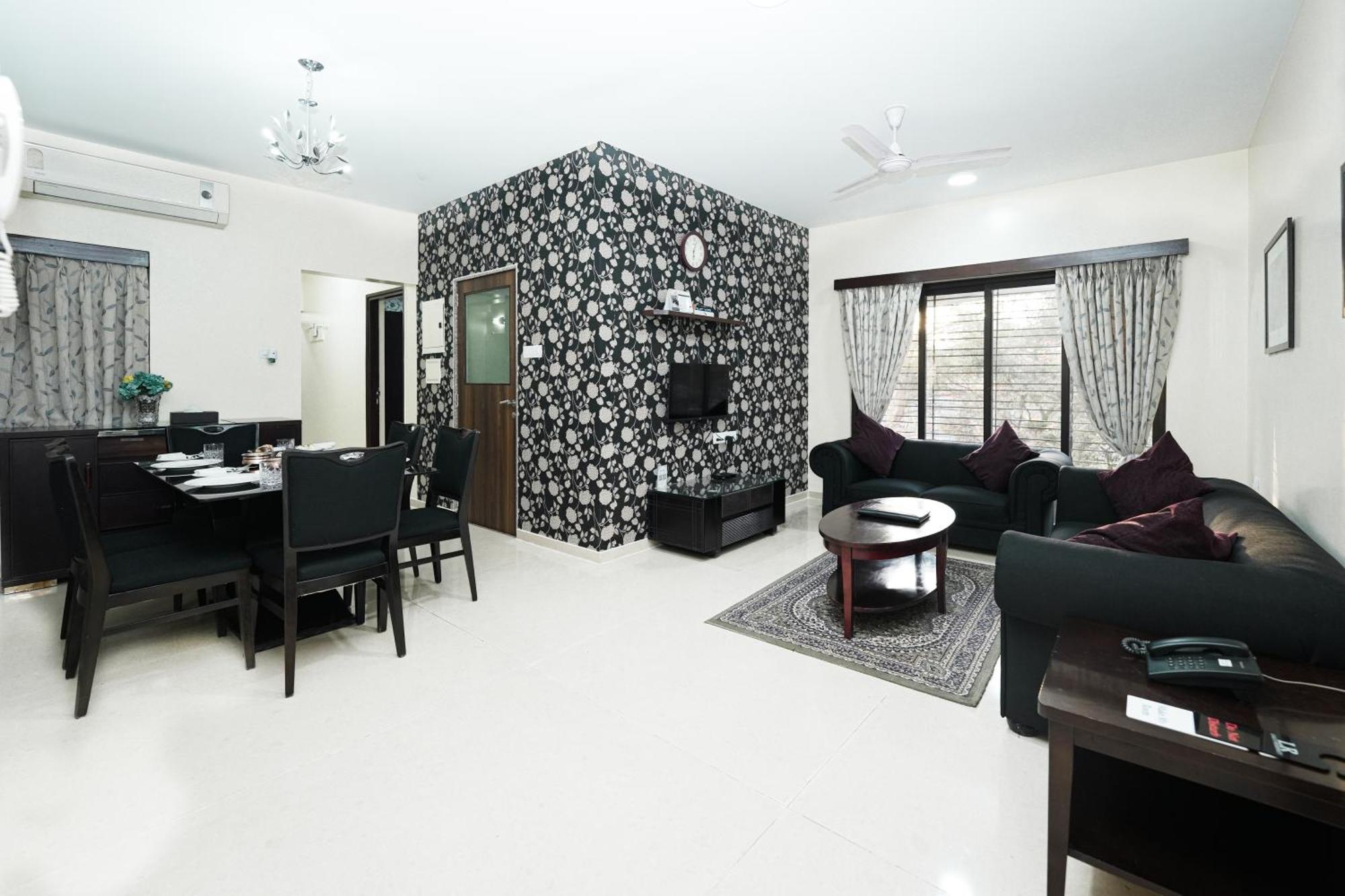 Lalco Residency Hotell Mumbai Exteriör bild
